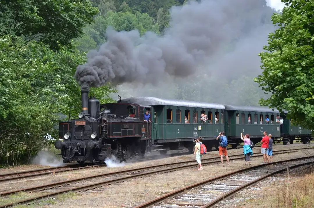 Krkonošské parní víkendy 2026
