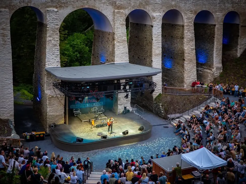 Under the Bridge - Open Air 2026