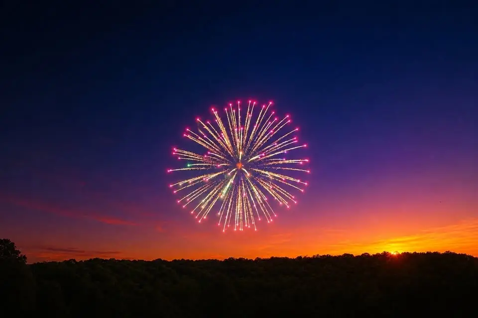 Fireworks at Lake Holt - Celebrating America's 250th Anniversary