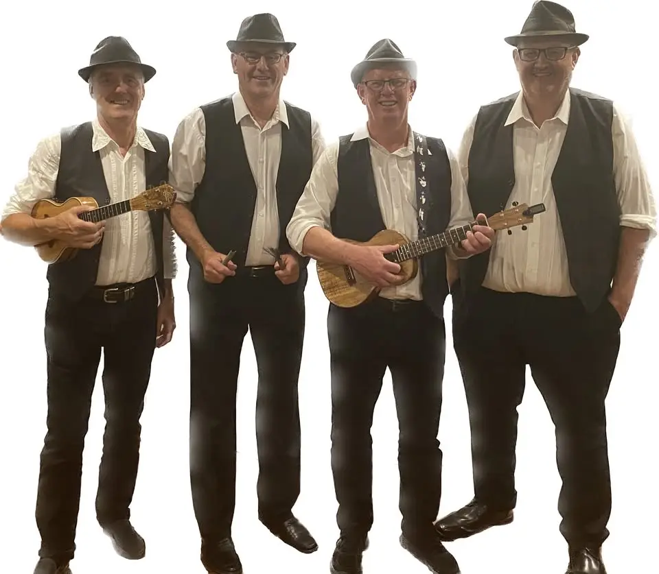 Fine Lookin' Fellas Live at the Shire Farmers Market
