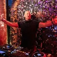 Irvine Welsh & others DJ Set