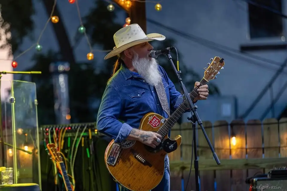 Tipsy Tuesday with Dallas Moore at the Liberty Inn
