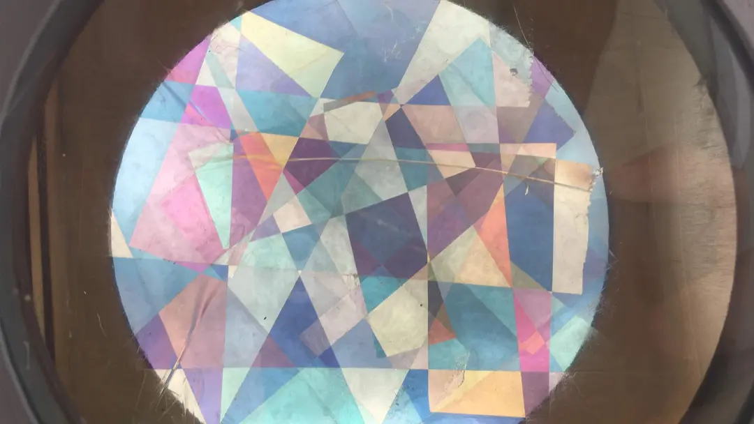 Ealaín Solas: Build & Explore Polarised Light