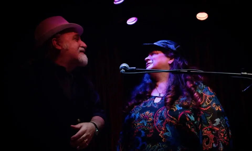 Lisa Marie & Johnny Juxo LIVE in the FrontRoom at WCUW!