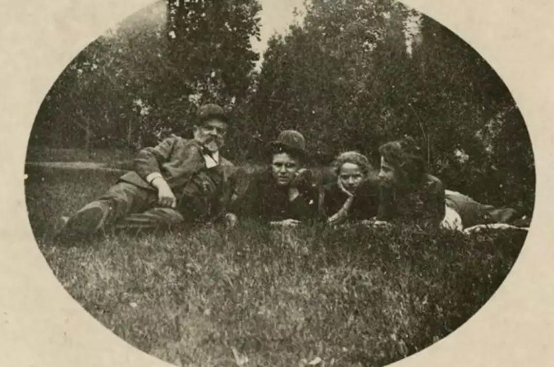 Komentovaná prohlídka výstavou Antonín Dvořák ve fotografiích