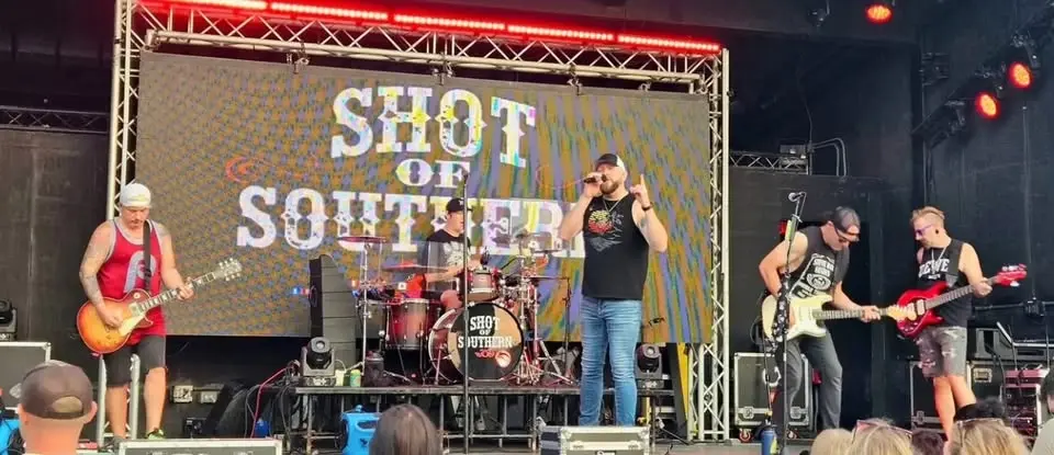 SHOT OF SOUTHERN LIVE ON OUR SUMMER STAGE