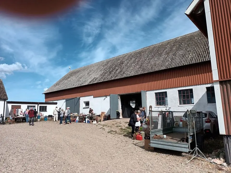 Loppis på bondgården i Gärdslöv