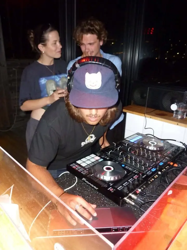 AW med Elias Klose i Dj-båset!