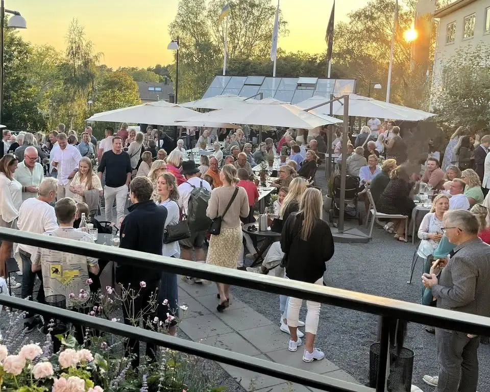 Gårdsfest med Chris & Crew