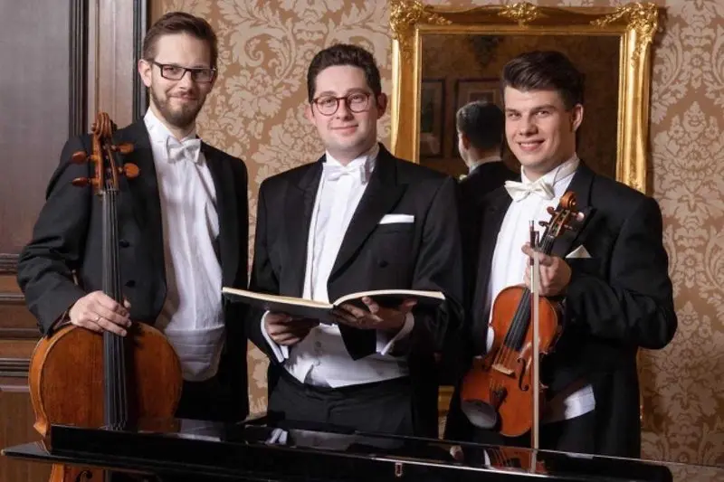 Lobkowicz Trio