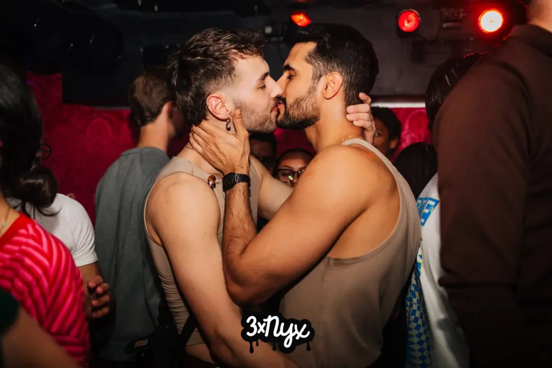 3xNYX: Bootylicious