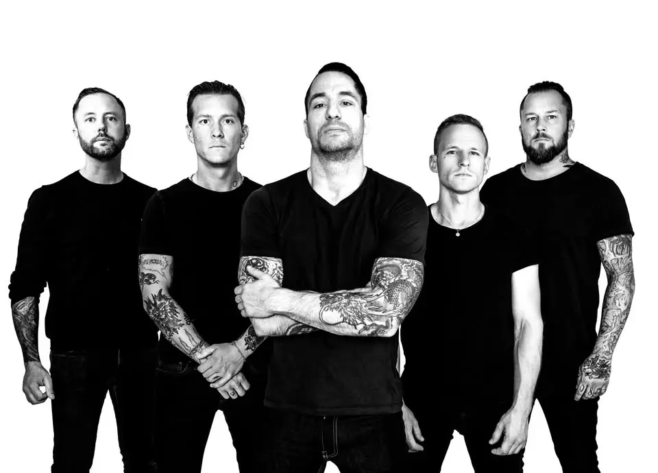 RAISED FIST | COLUMBIA THEATER - Berlin