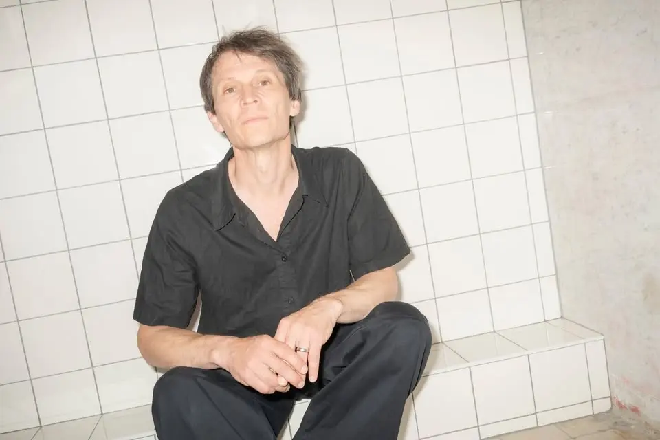 Jakob Hellman med sitt band. Support: I´m Kingfisher