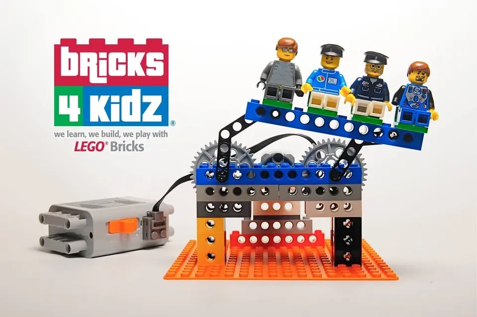 Summer LEGO Engineering Camps