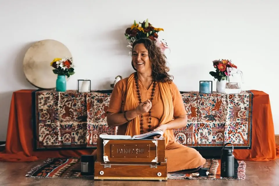 Connecting to your inner light: A journey through Chakra, Mantra & Prana