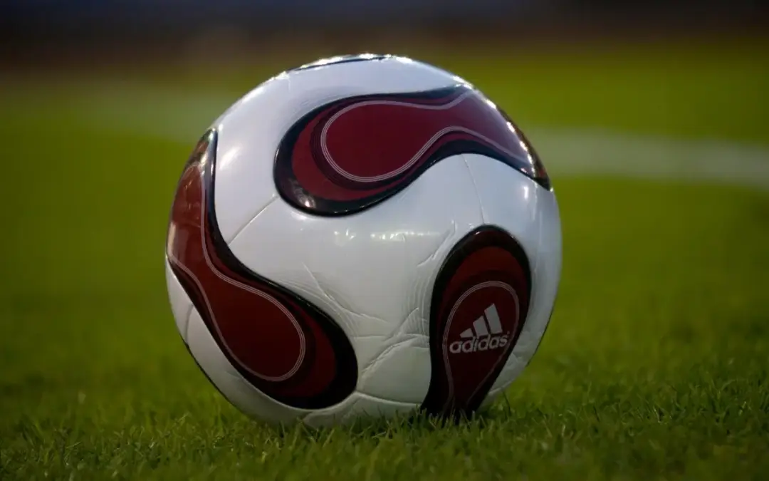 Minitennis, fotboll och boule