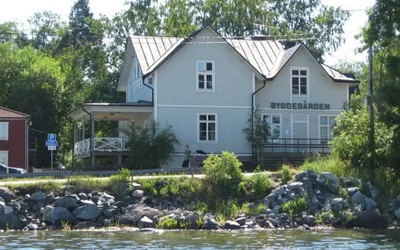 Stor sommarauktion Rådmansö Bygdegård söndag 12 juli kl.13:00