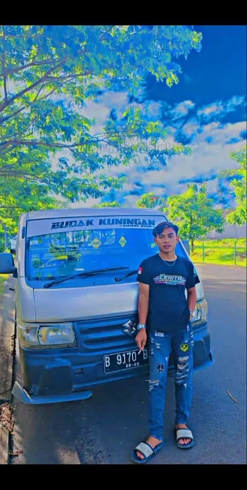 Aktor muda