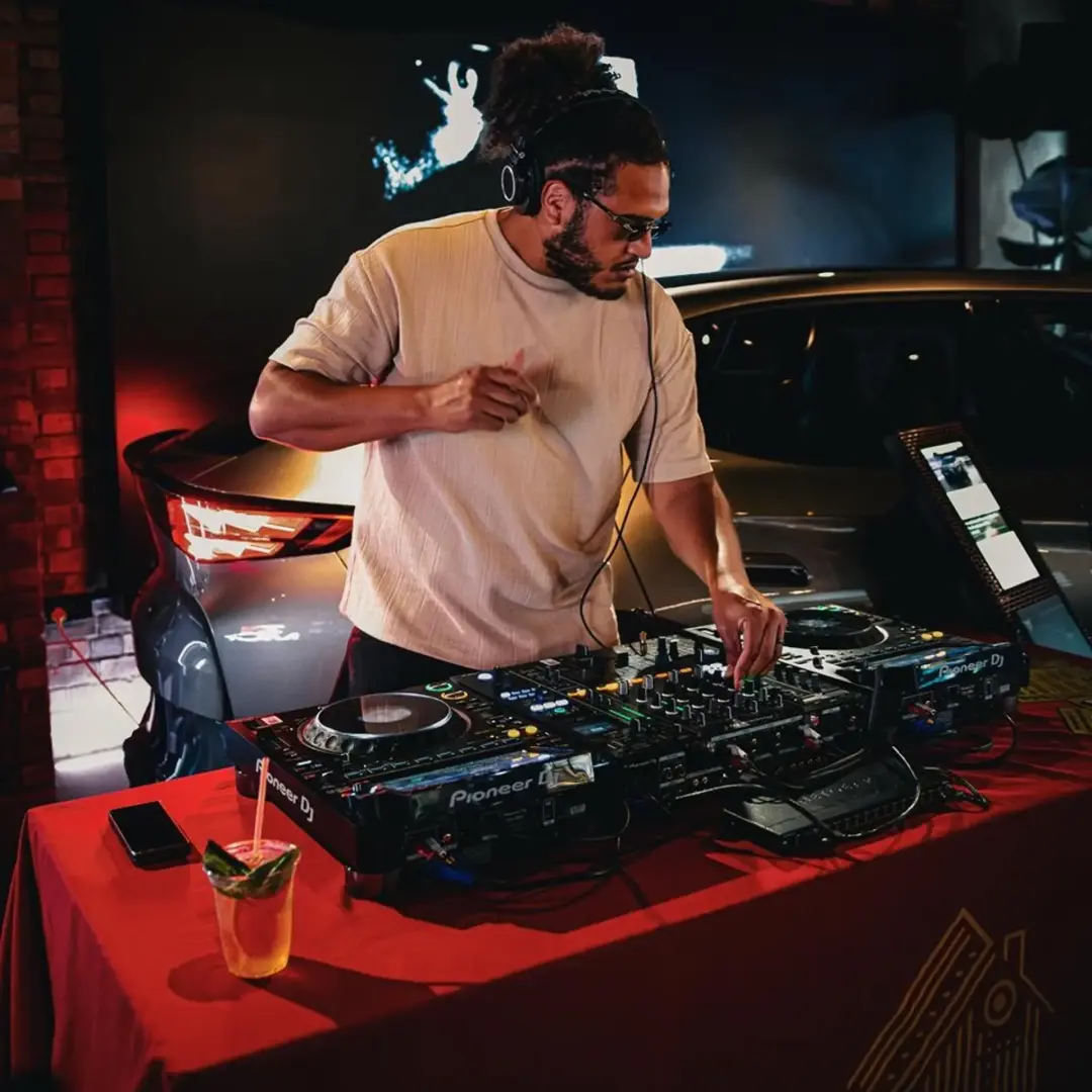 Little Lago Kollective presents: Bushman - WeAreiDyll Records in conversation with DaMystri1