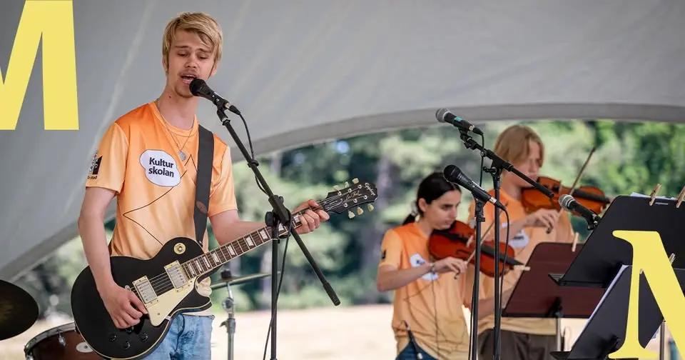 Sommarmusik på borggården