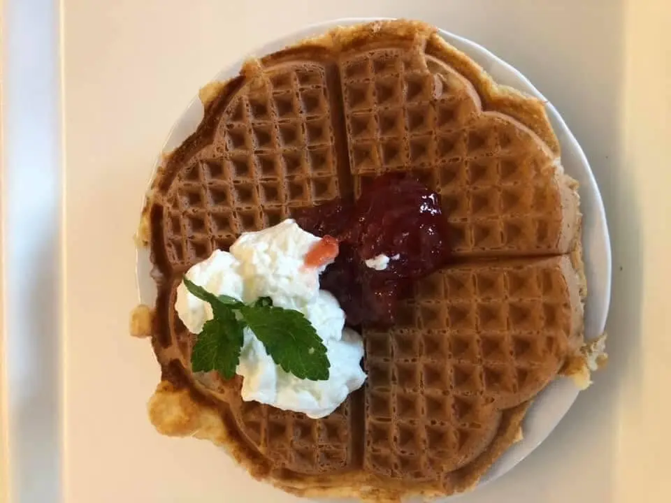 Glass- och våffelcafé