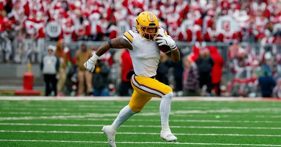 Michigan Wolverines at Minnesota Golden Gophers Football