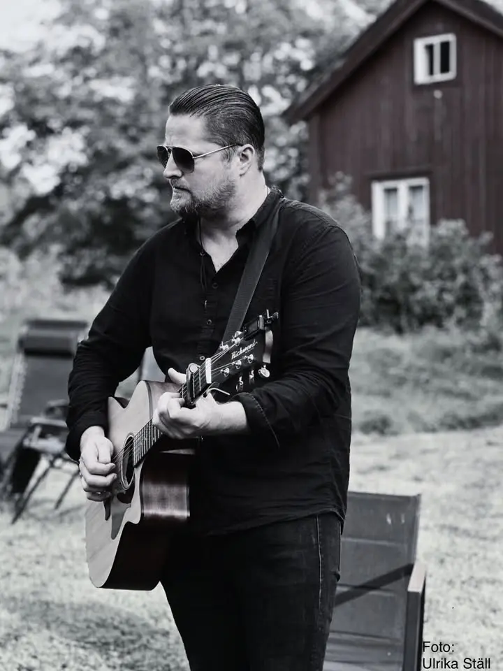 Lunchmusik med Andreas Isvoosig