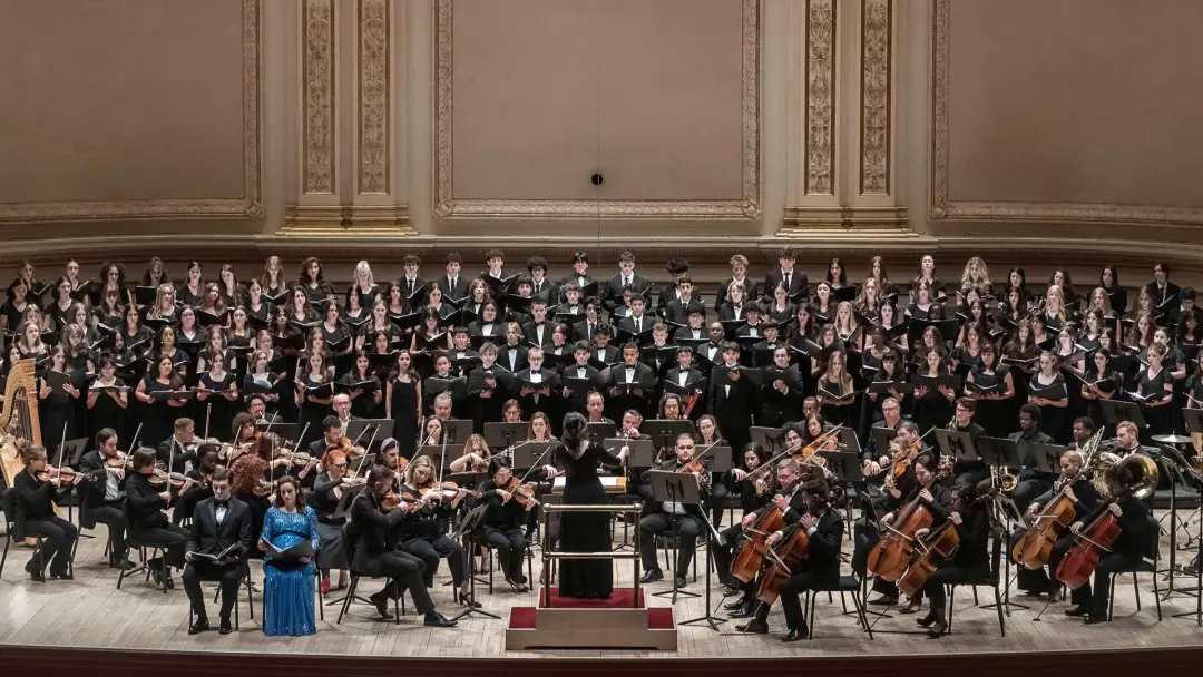 New England Symphonic Ensemble plays Fauré, Mozart, Forrest and Taylor Scott Davis