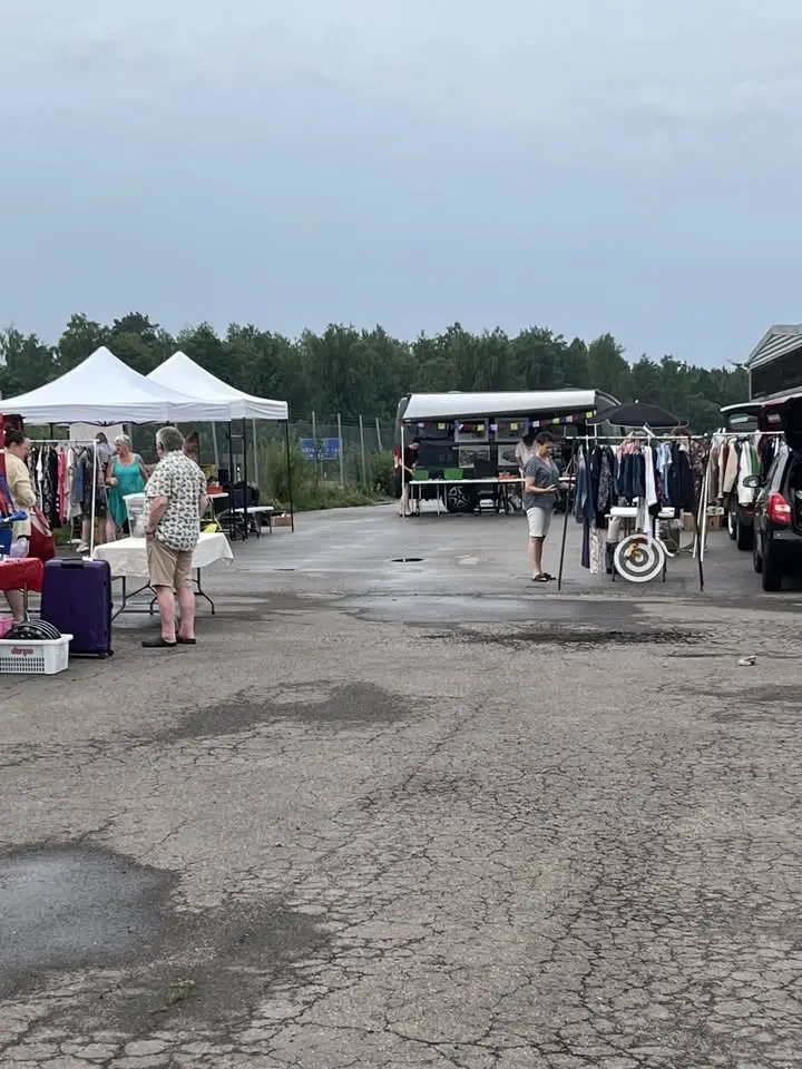 Bakluckeloppis- 12 juli - Skara Loppis
