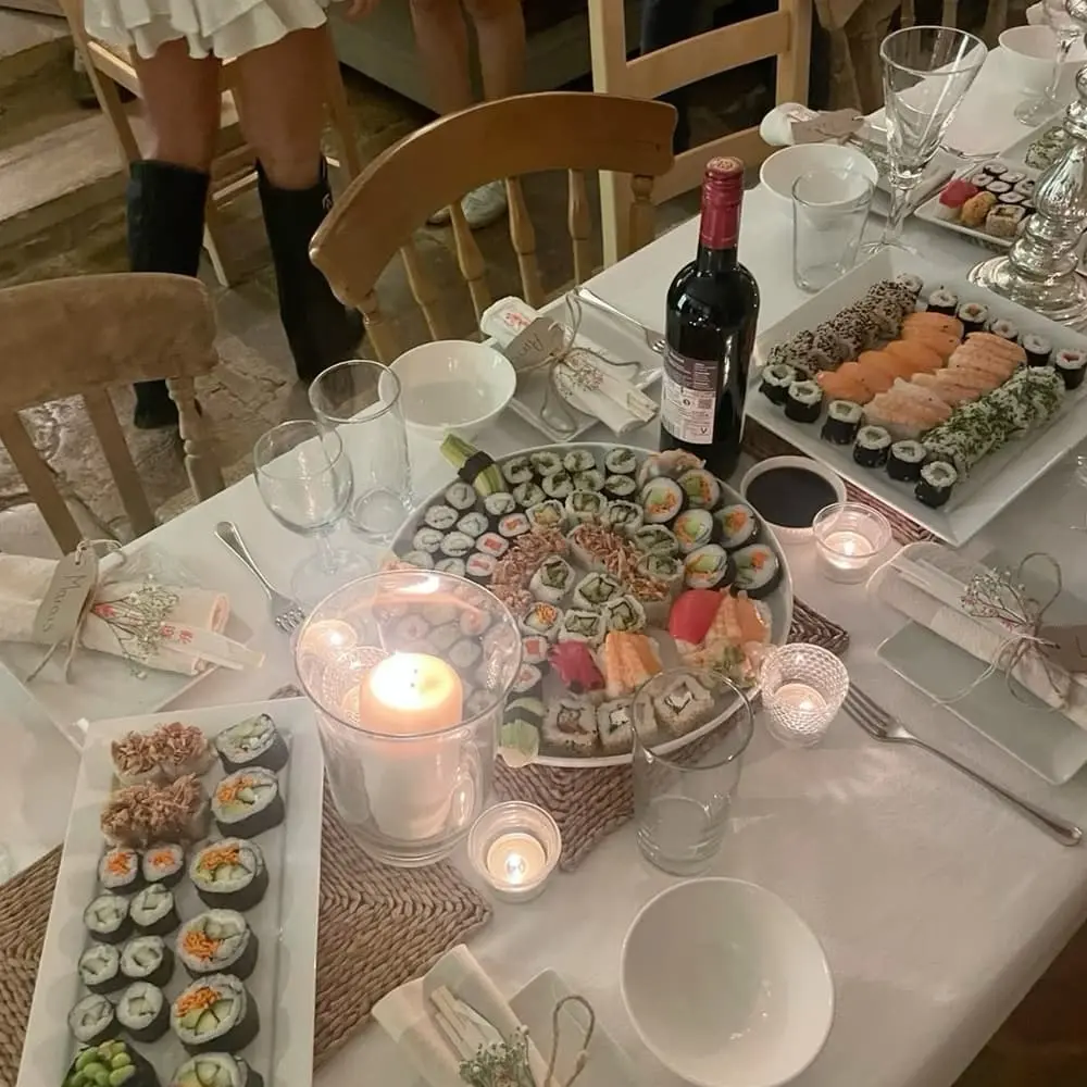 Sushi & Spritz Social!