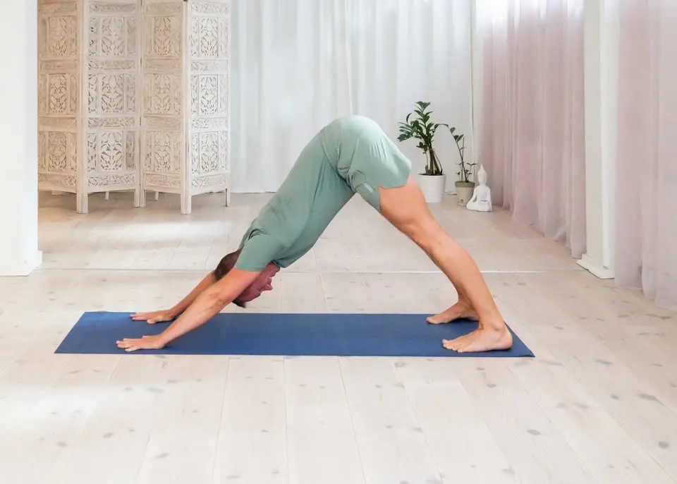 Yoga för män – bygg styrka, stabilitet och mental skärpa på 7 veckor (start 6 september)