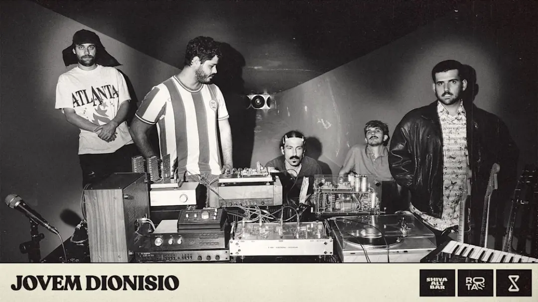 Shiva Apresenta Jovem Dionisio