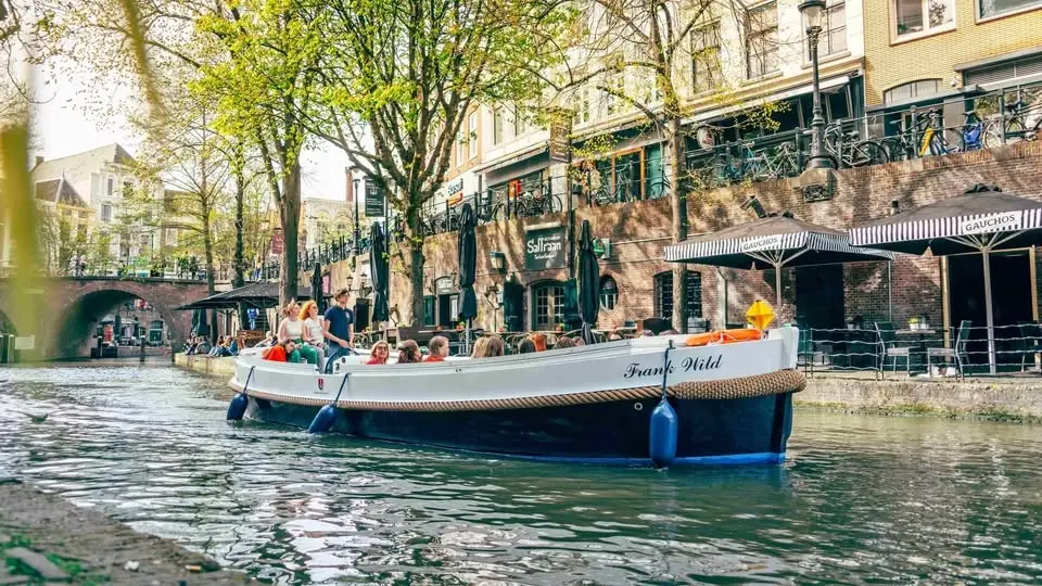 Utrecht: City Canal Cruise - Daily 