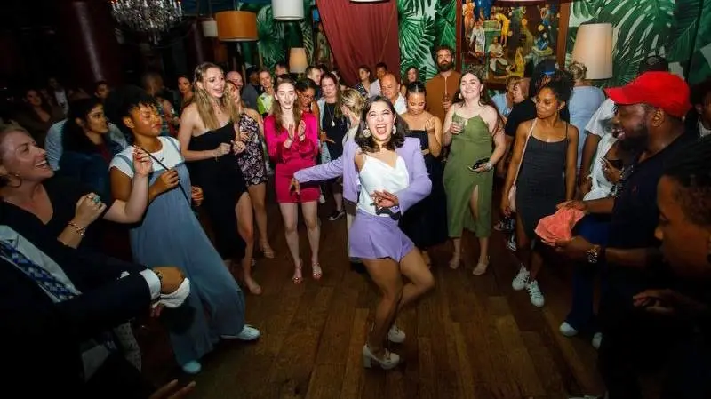 FREE SOCIAL SALSA & BACHATA PARTY- SINGALONG & KARAOKE PARTY- DJ