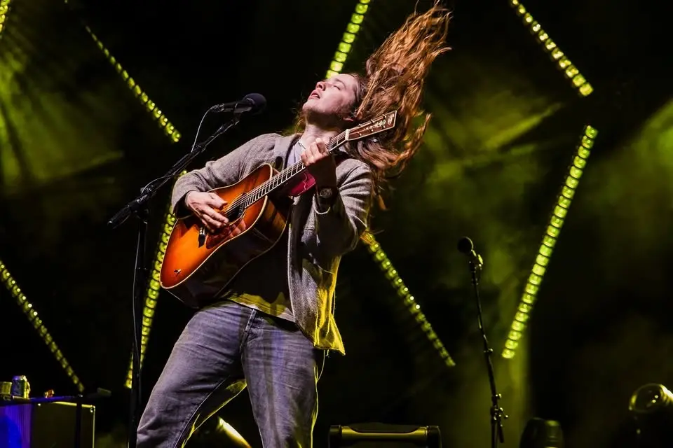 Billy Strings in Hartford, CT - Live Streaming at the Crazy Horse