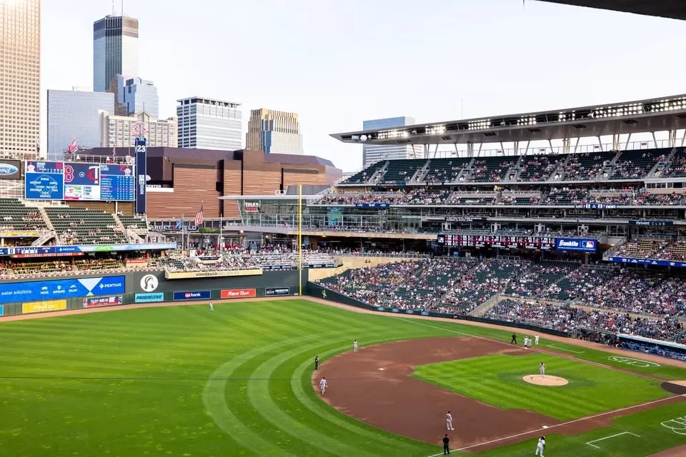UND Night at the Twins