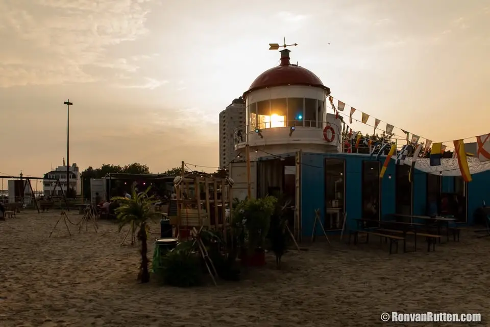 Muziek bij de Buren Festival @Het Stadsstrand | De Kroepoekfabriek