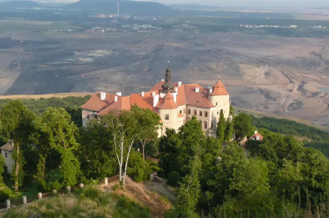 Mozartův symfonický orchestr Litvínov na zámku Jezeří