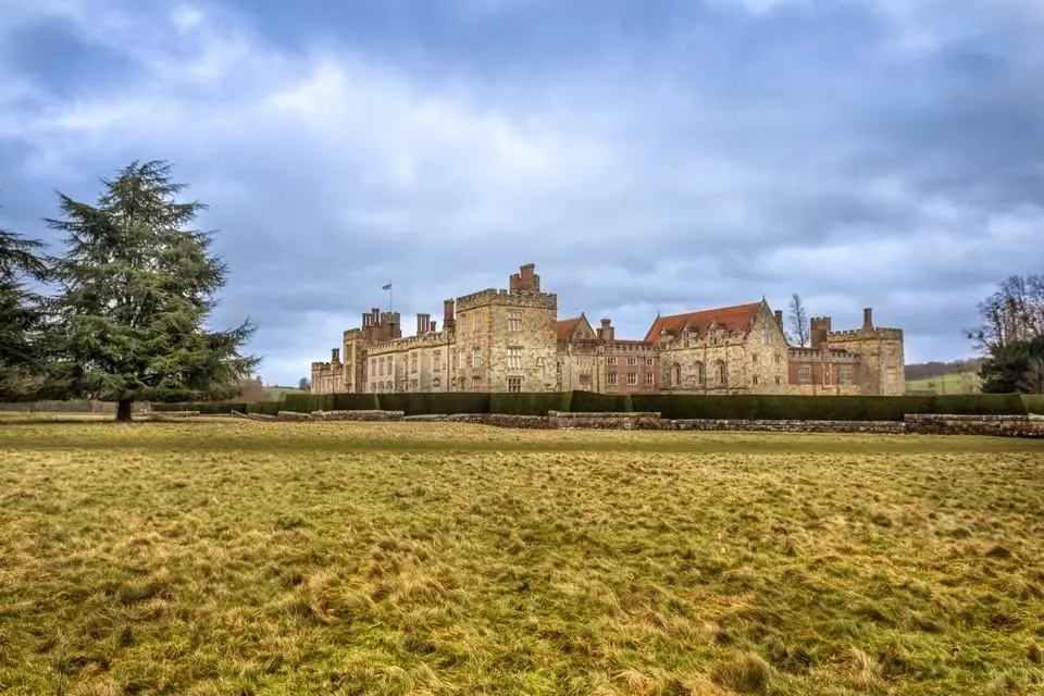 HIKE 20km Eden Valley. Ancient Woodlands, Rivers, Lakes and medieval Mansions