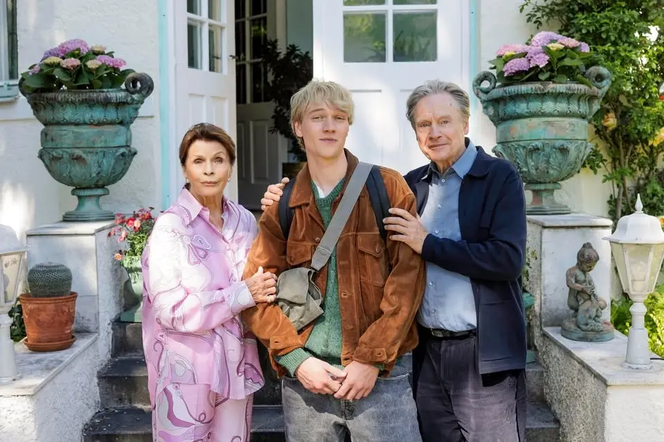 FreiluftKino am Spreebogen: Ach, diese Lücke, diese entsetzliche Lücke