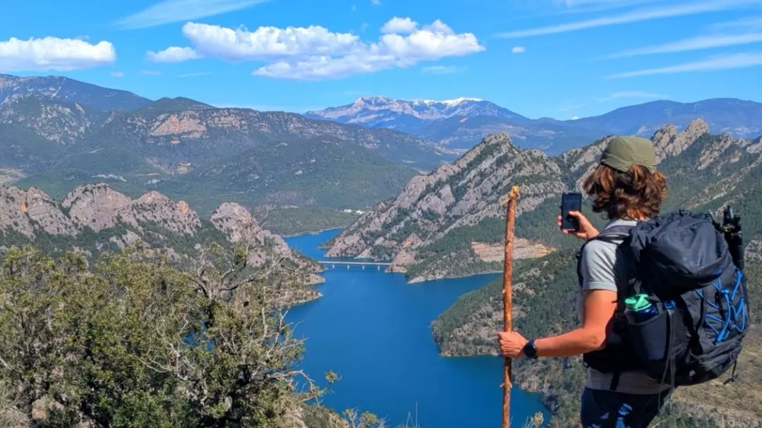 🏞️💦 Retiro de Verano de Senderismo Artístico en la Vall del Lord 📸🎨💆