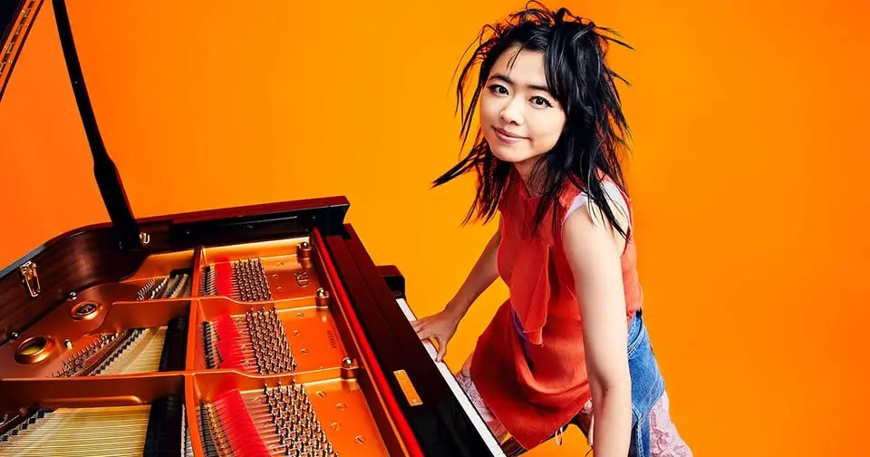 Hiromi: The Trio Project feat. James Genus & Simon Phillips