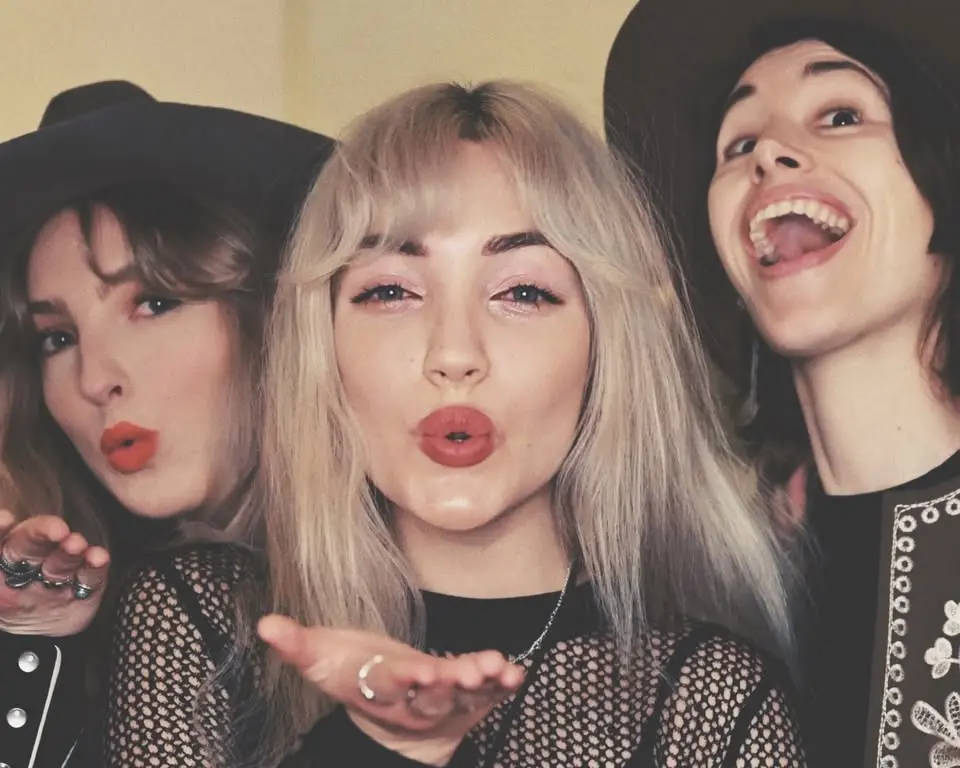 Savannah Gardner & The Recovering Good Girls