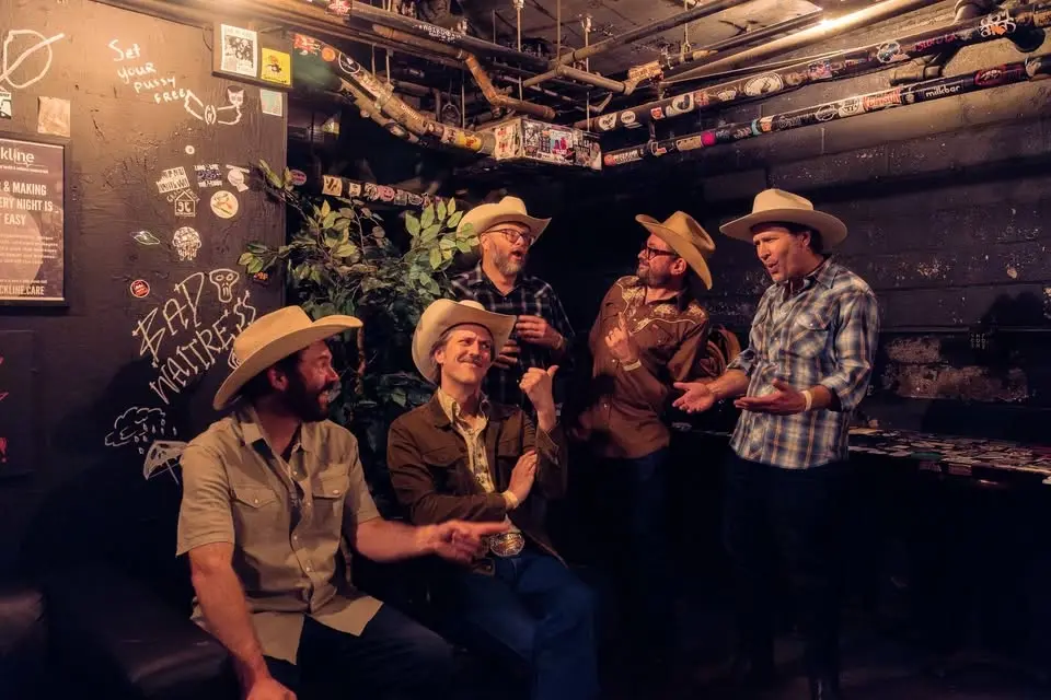 Live at Animales with Cole Diamond