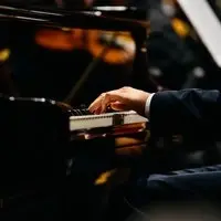 Mozart and Moonlight by Candlelight