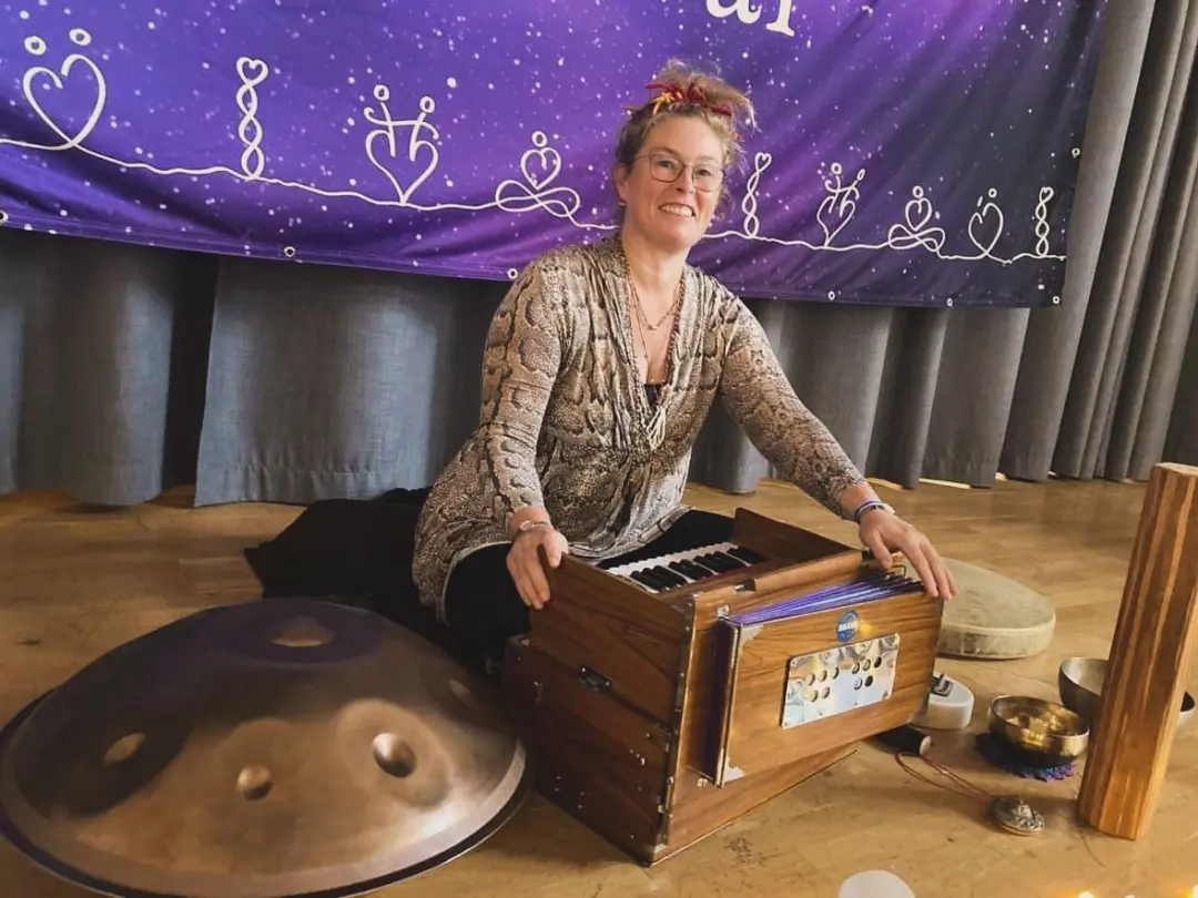 Mantra Sång & Soundhealing på Nia Movement