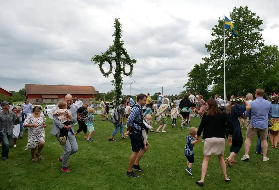 Midsommar i Bygdegården