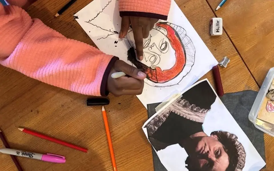 Mini Masterpieces Family Drop In