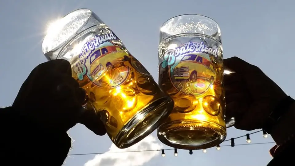 Böaterhead Prosts with German-American Culture!