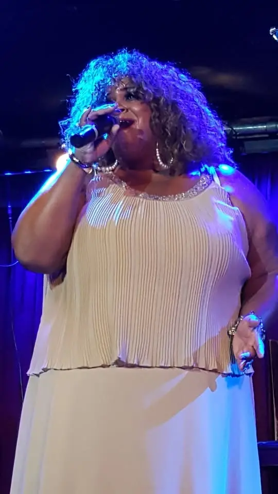 Live R&B, Pop, & Contemporary Music w/ Emilie Surtees!